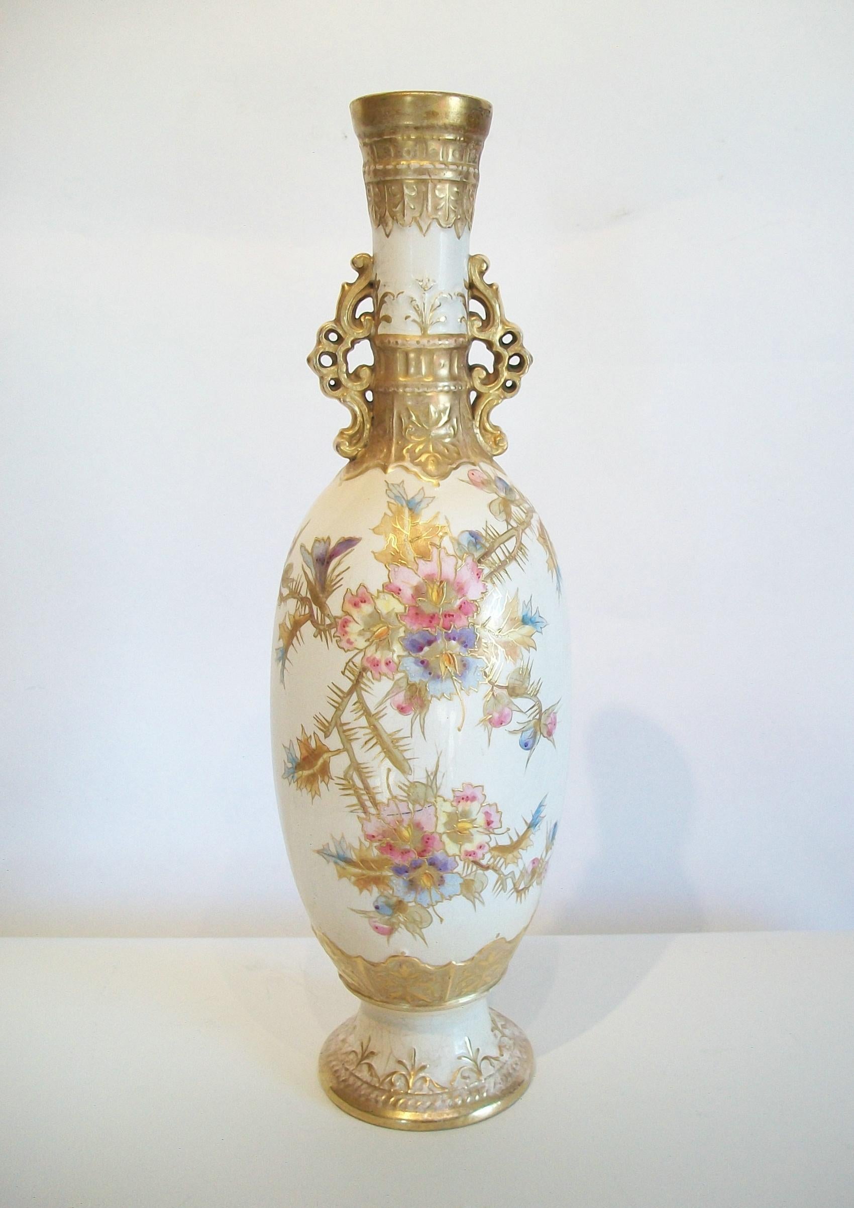 Art nouveau Vase / lampe ROYAL BONN - FRANZ ANTON MEHLEM - peint à la main et doré - vers 1900 en vente