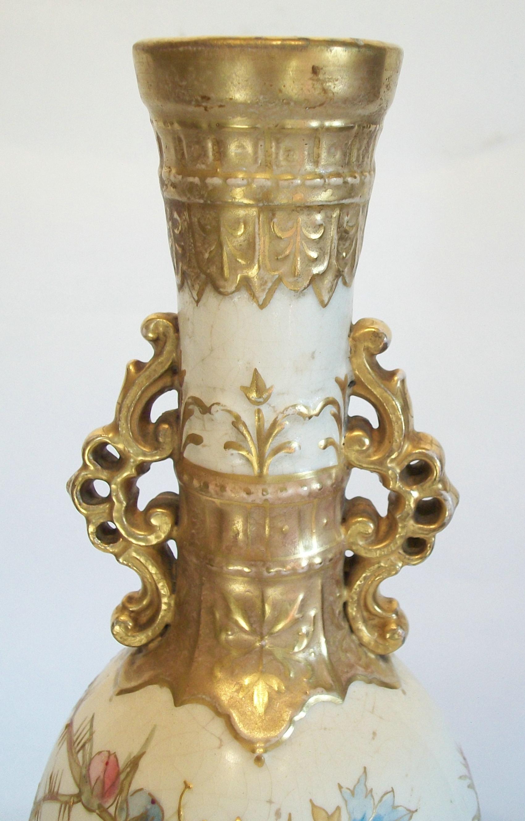 ROYAL BONN – FRANZ ANTON MEHLEM – handbemalte und vergoldete Vase / Lampe – um 1900 (19. Jahrhundert) im Angebot