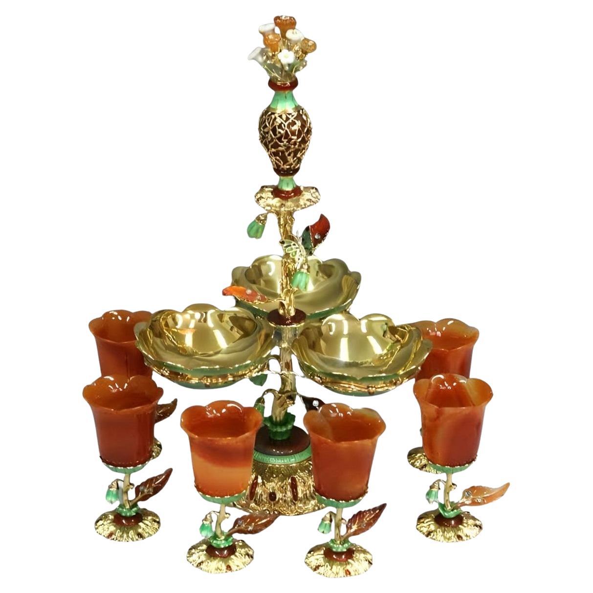 "Bouquet royal" Centre de table en or 18 carats avec agate sculptée, diamants et saphirs en vente
