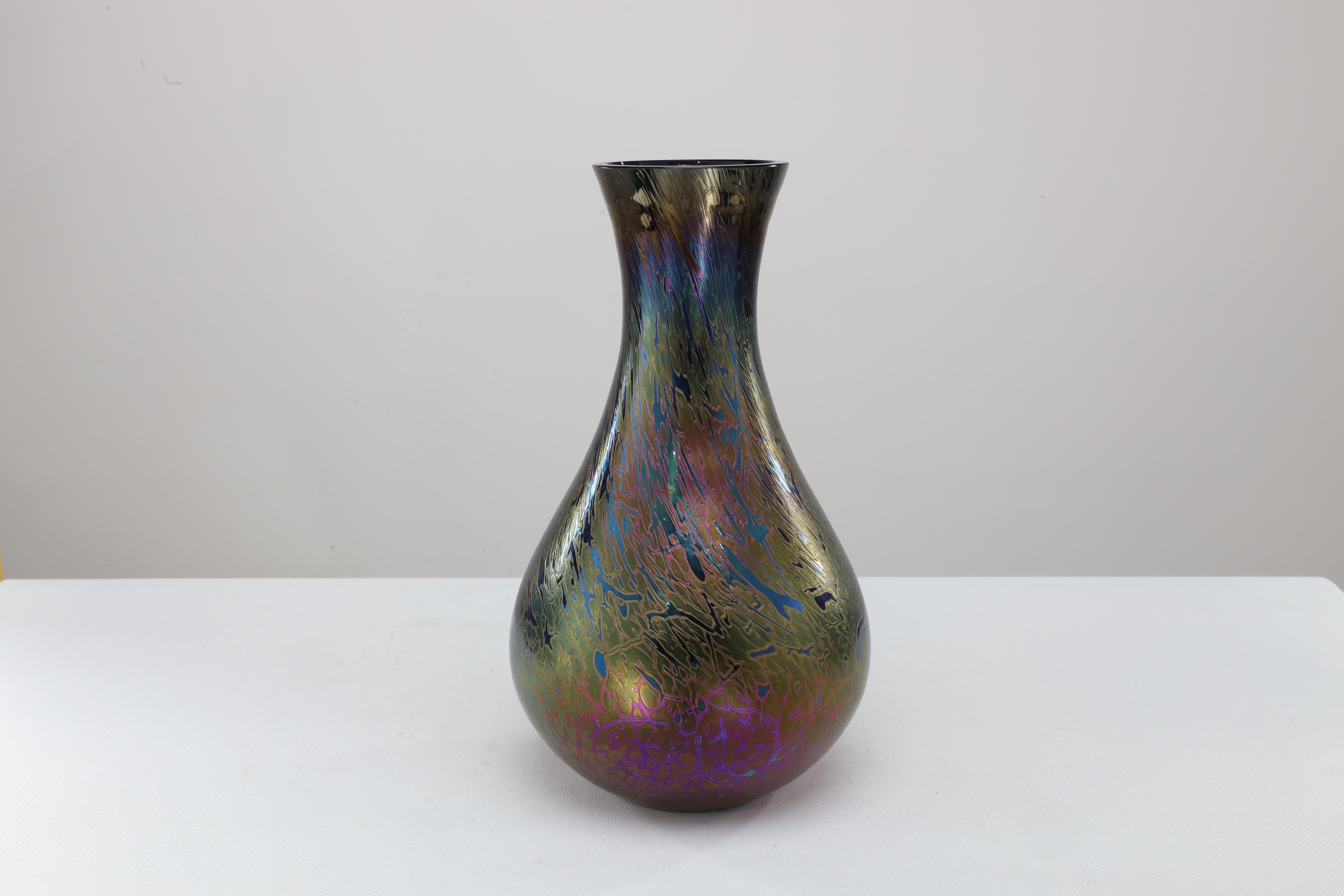 Mid-Century Modern Royal Brierley Studio. A colourful iridescent Art Glass vase For Sale