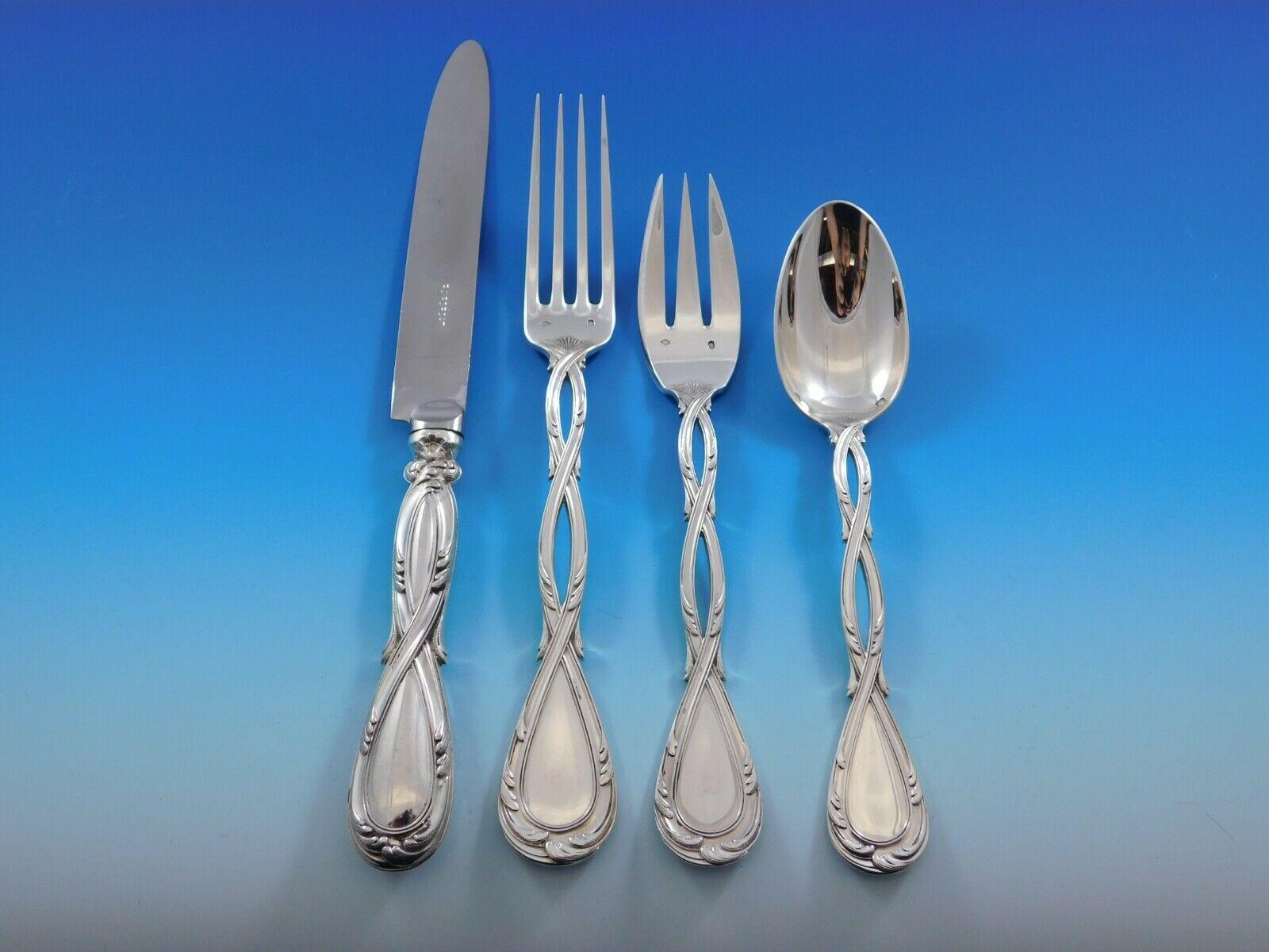 Royal by Puiforcat sterling silver Flatware set, 20 pieces. This set includes:

4 dinner knives, 10