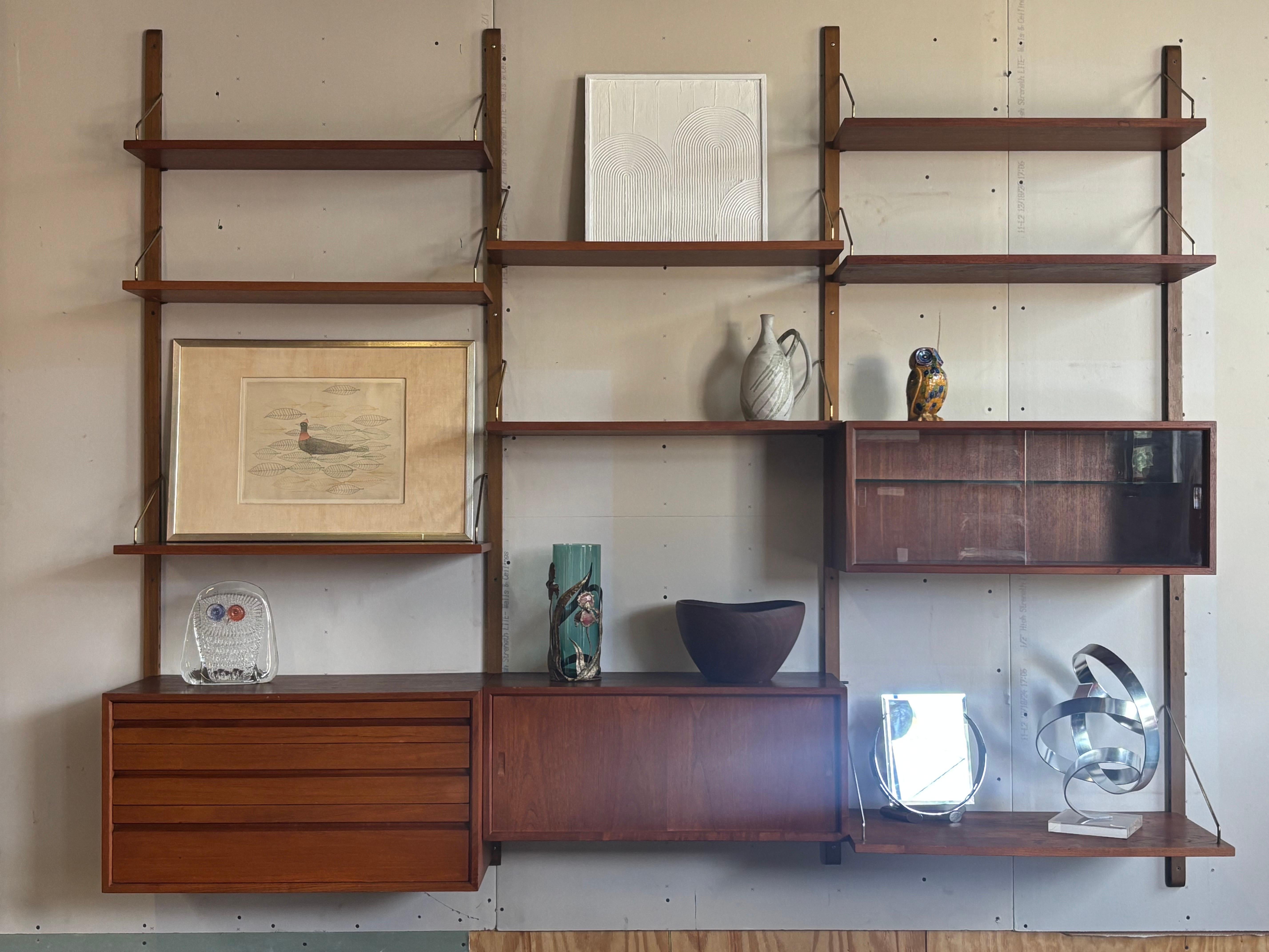 Royal Cado Shelving System For Sale 3