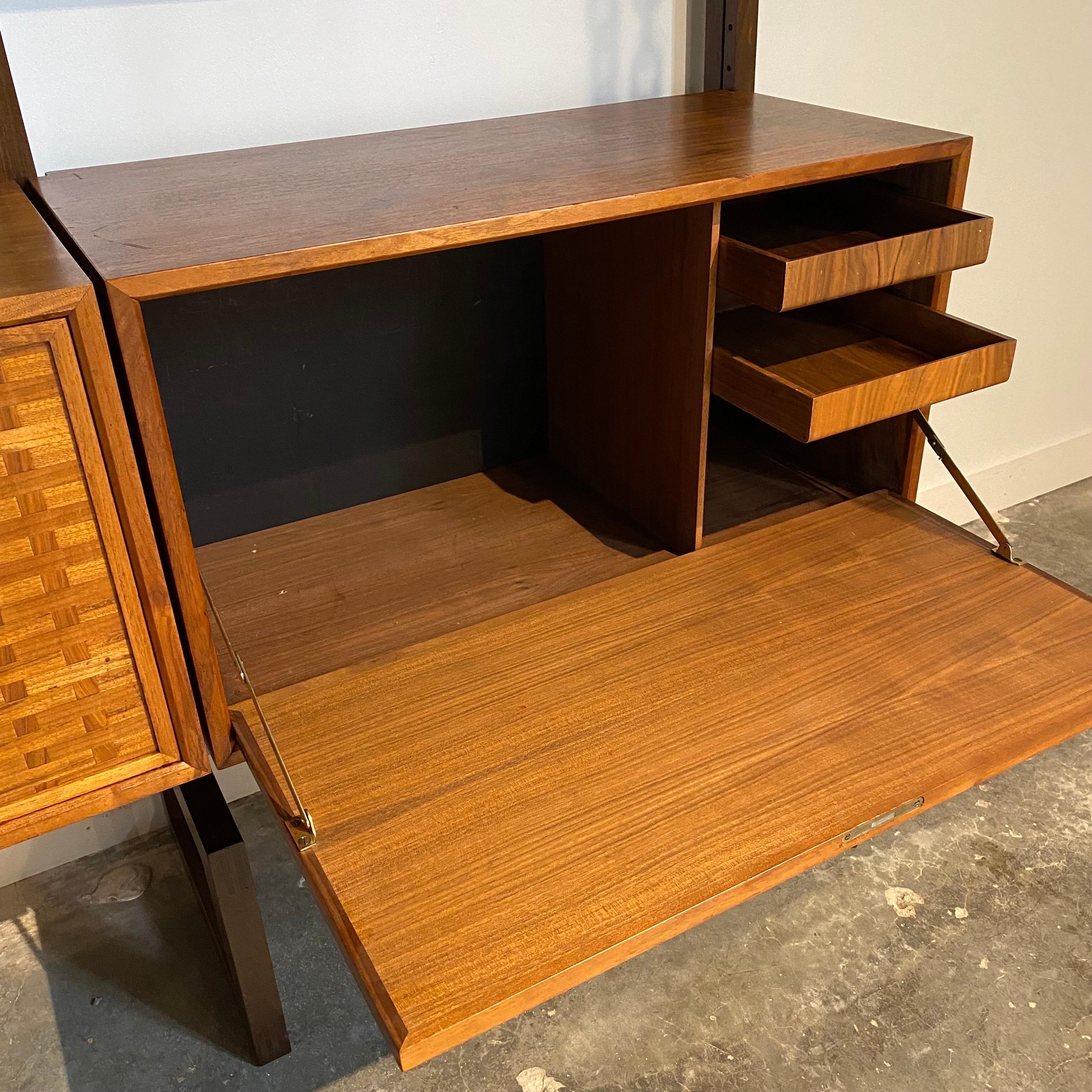 Royal Cado Wall Unit, Poul Cadovius In Good Condition In Raleigh, NC