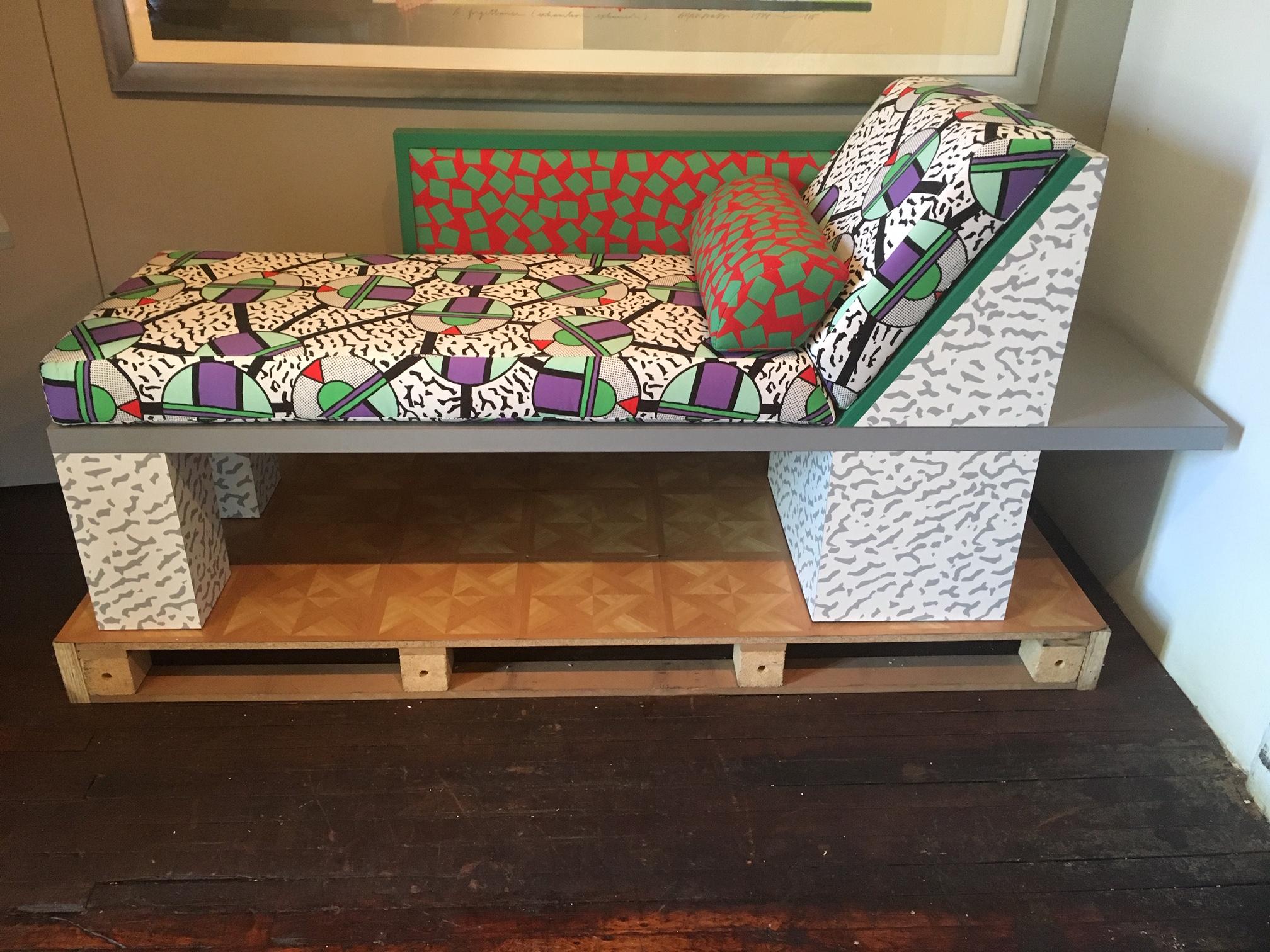 Post-Modern ROYAL Chaise Lounge by Nathalie du Pasquier for Memphis Milano For Sale