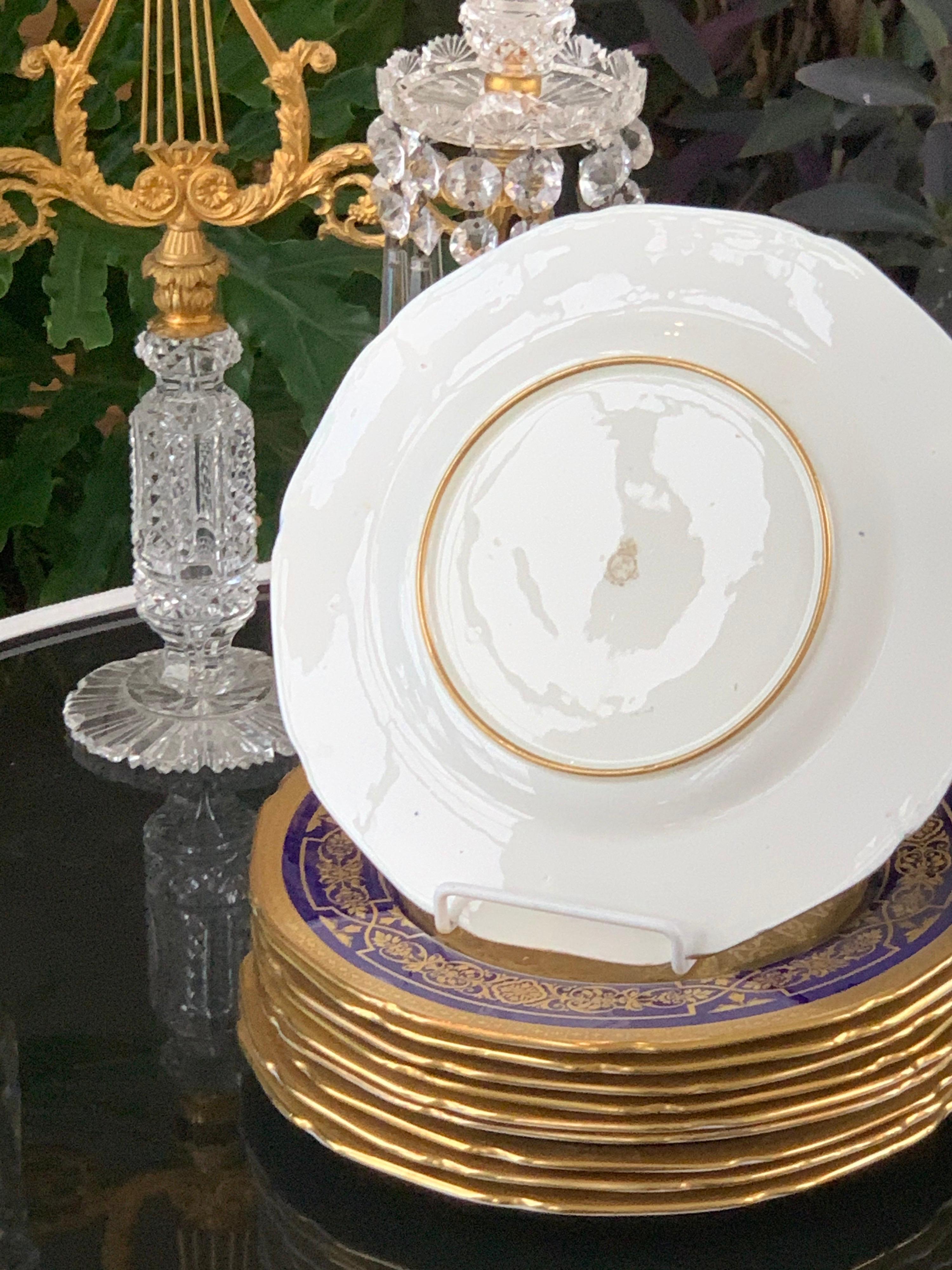 Porcelain Royal Chelsea Dinner Plates