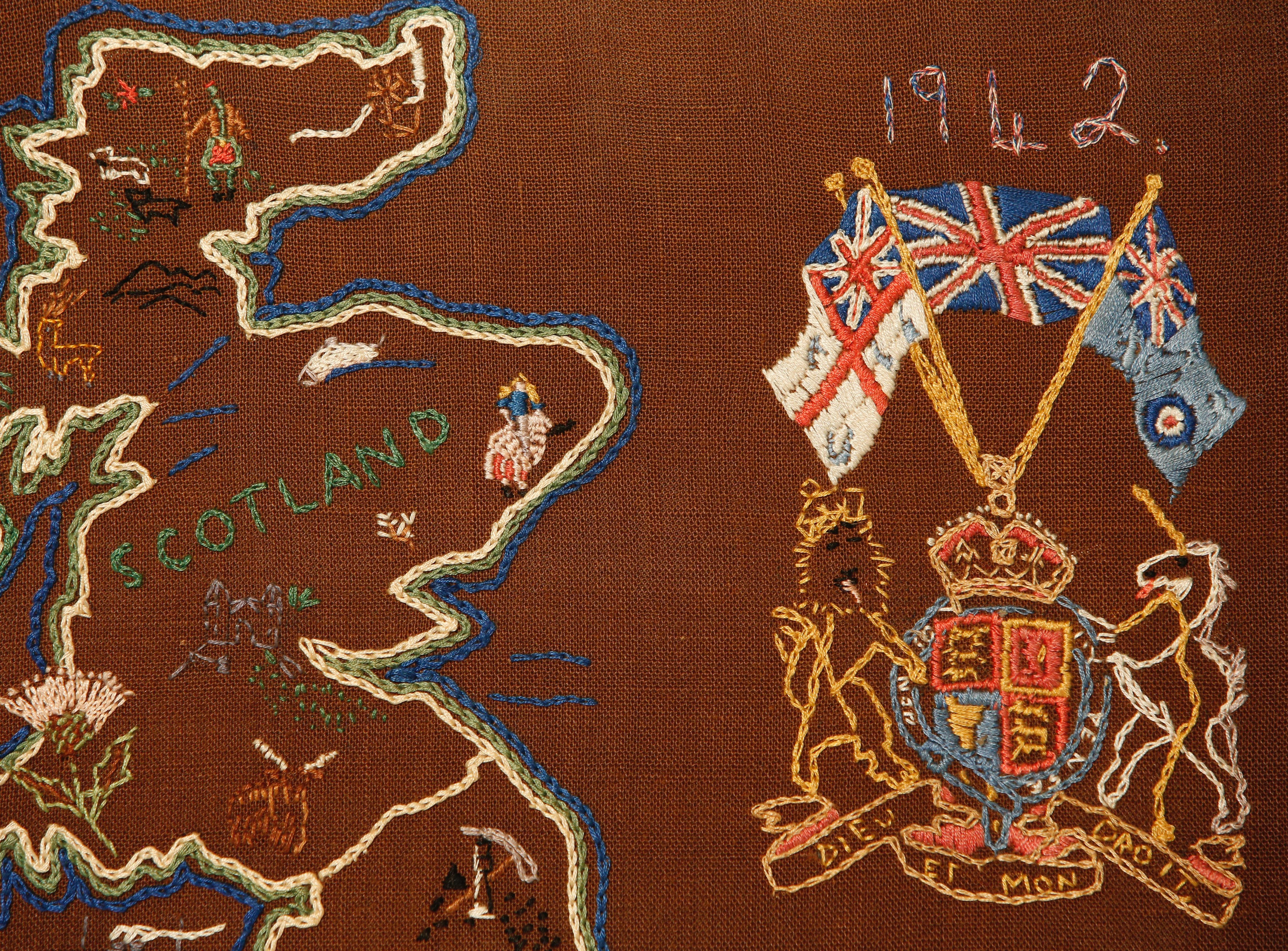 British Royal Coat Of Arms Monarch 