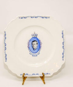 Royal Collectible Porcelain Coronation Plate Edward VIII 1936 Wedgewood England