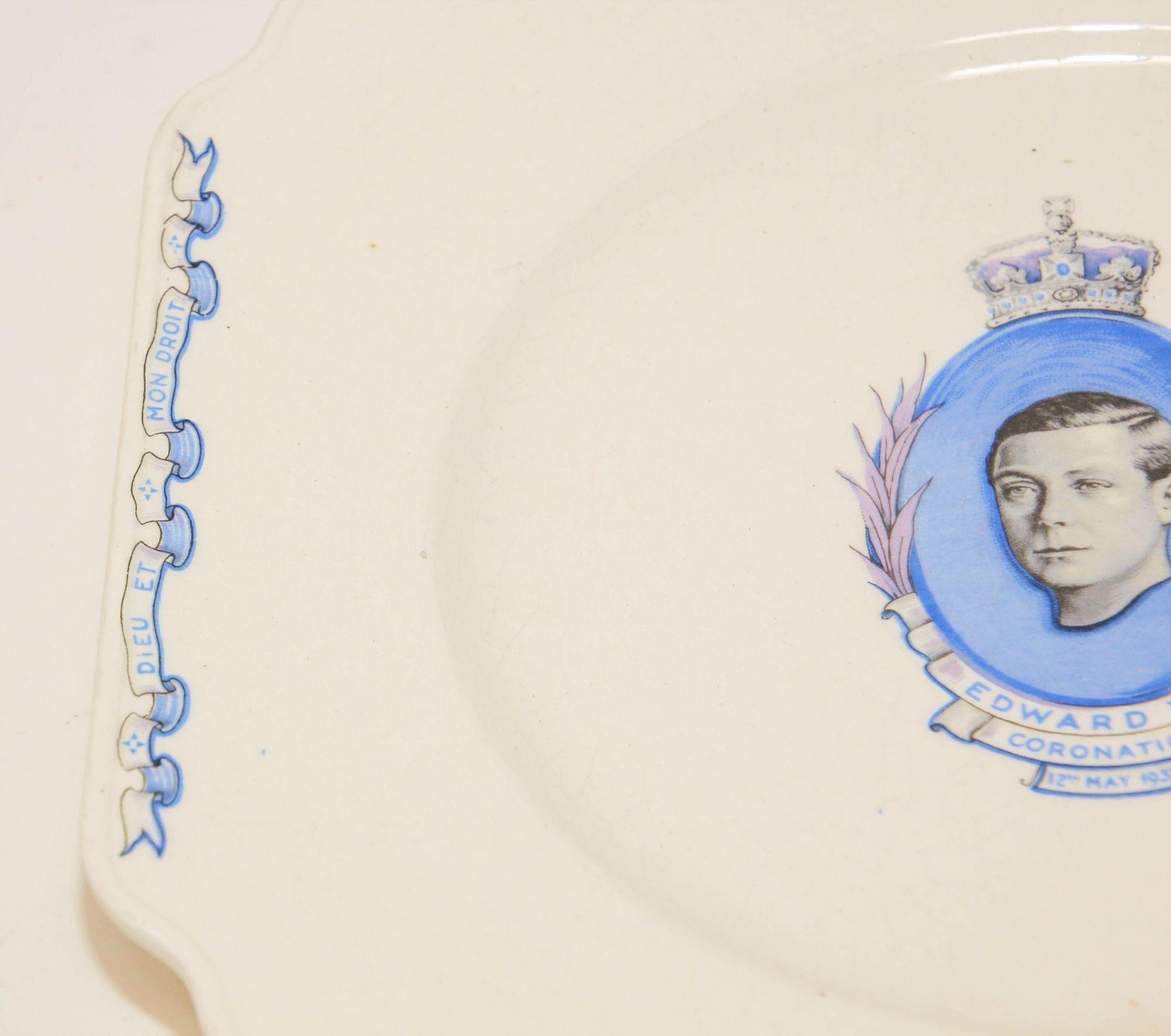 Hand-Crafted Royal Collectible Porcelain Coronation Plate Edward VIII 1936 Wedgewood England