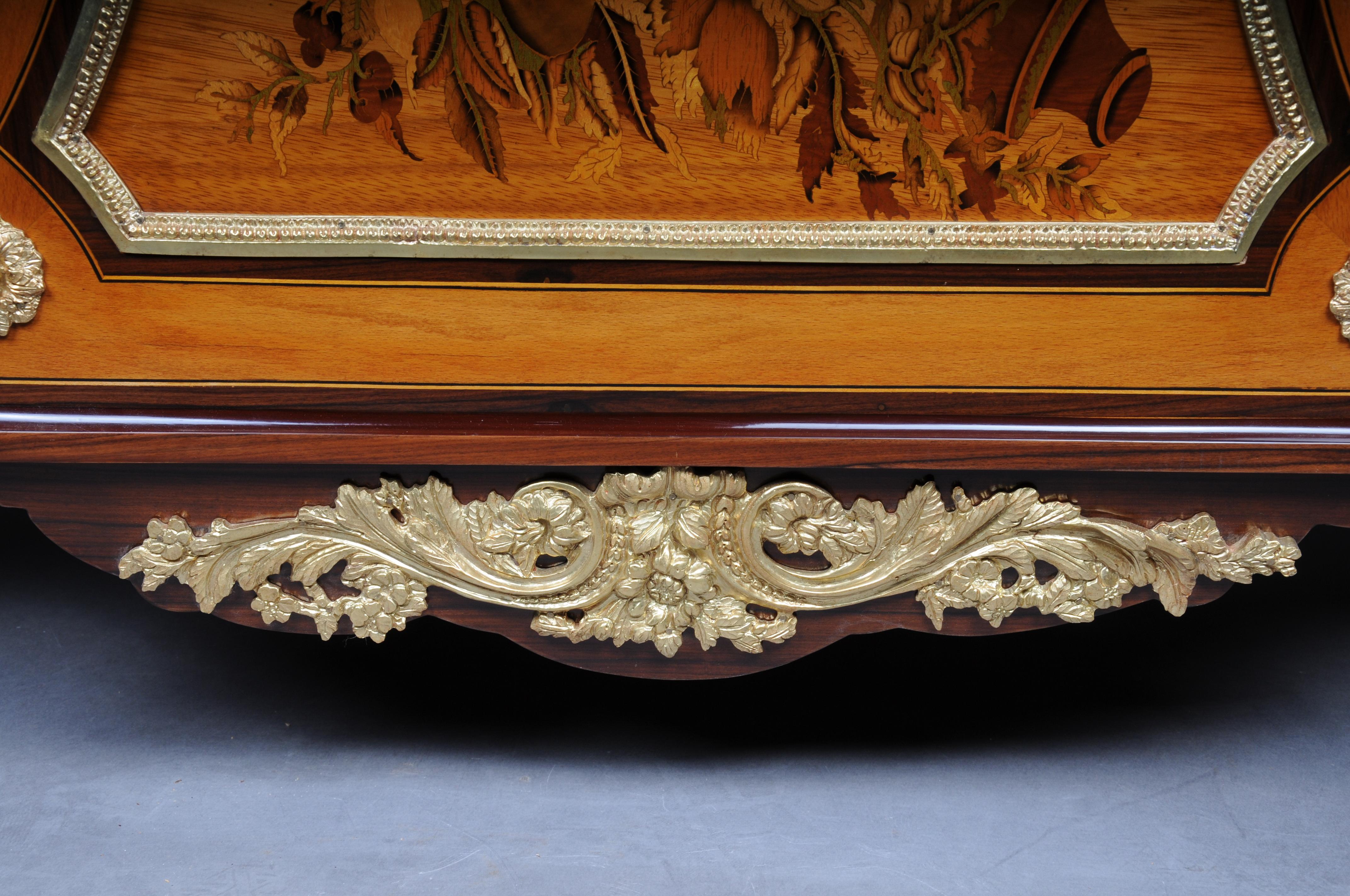 Royal Commode/Chest of Drawers after Jean Henri Riesener For Sale 1