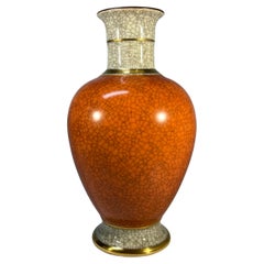 Royal Copenhagen 1959 Terrakotta Orange Crackle glasiert Vase vergoldeten Bands #3032 Royal Copenhagen 1959 Terrakotta Orange Crackle glasiert Vase vergoldeten Bands #3032