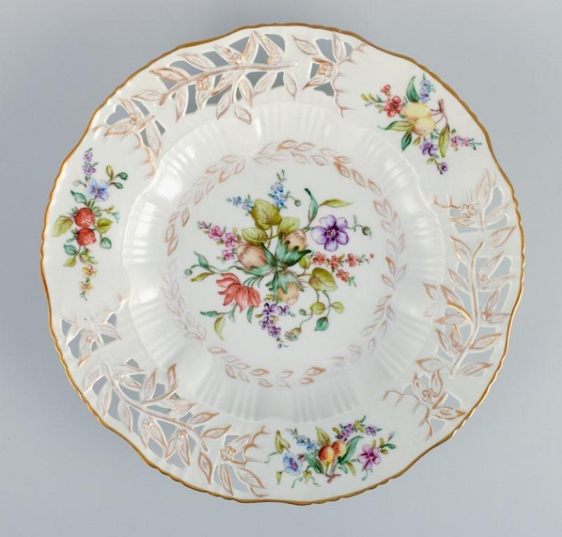 Victorian Royal Copenhagen, a Set of Four Antique Dinner Plates with Reticulated Rim For Sale