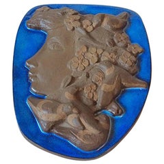 Royal Copenhagen Aluminio Hedegaard Relieve de Niña con Pájaros nº 161/2887