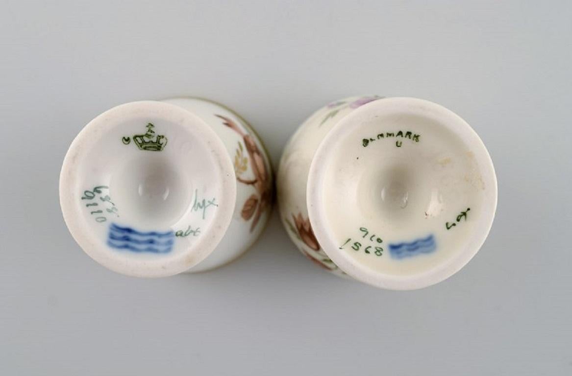 Royal Copenhagen and Bing & Grøndahl. Five egg cups in hand-painted porcelain. For Sale 1