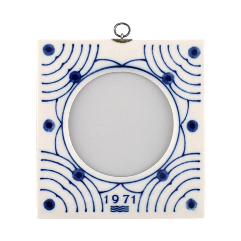 Royal Copenhagen Annual Frame from 1977 'Large', 3 Pieces
