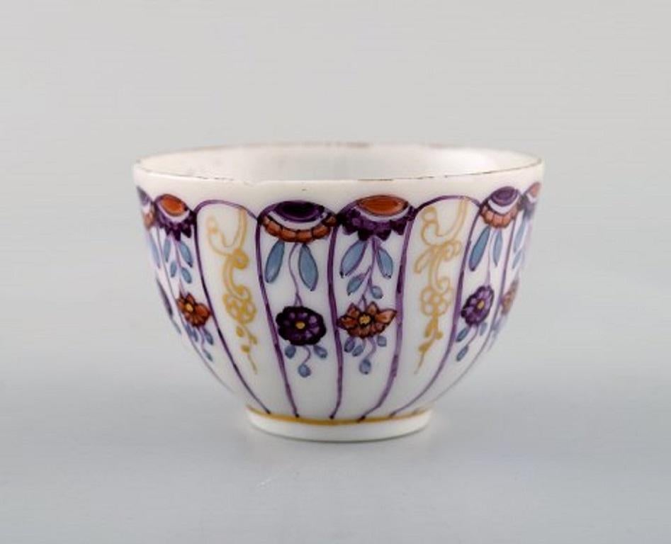 Royal Copenhagen. Antique and rare cup in hand painted porcelain. Museum quality. Dated 1820-1850.
Measures: 7 x 4.5 cm.
In good condition with a small chip.
Stamped.


   