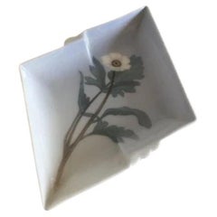 Royal Copenhagen Art Nouveau Dish No 585/10