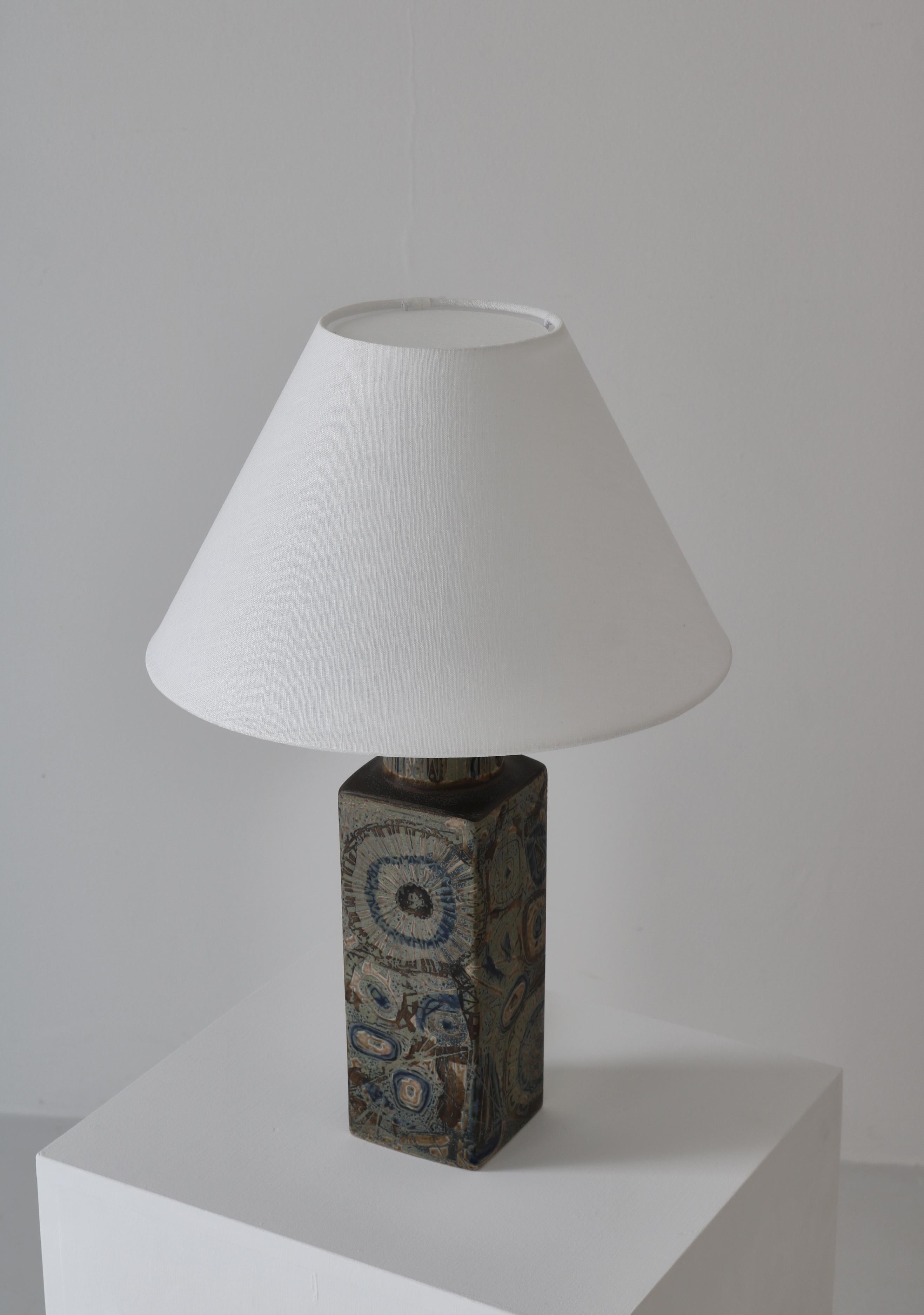Royal Copenhagen-Tischlampe „Baca“ aus Keramik von Nils Thorsson, Dänemark, 1960er Jahre (Dänisch) im Angebot