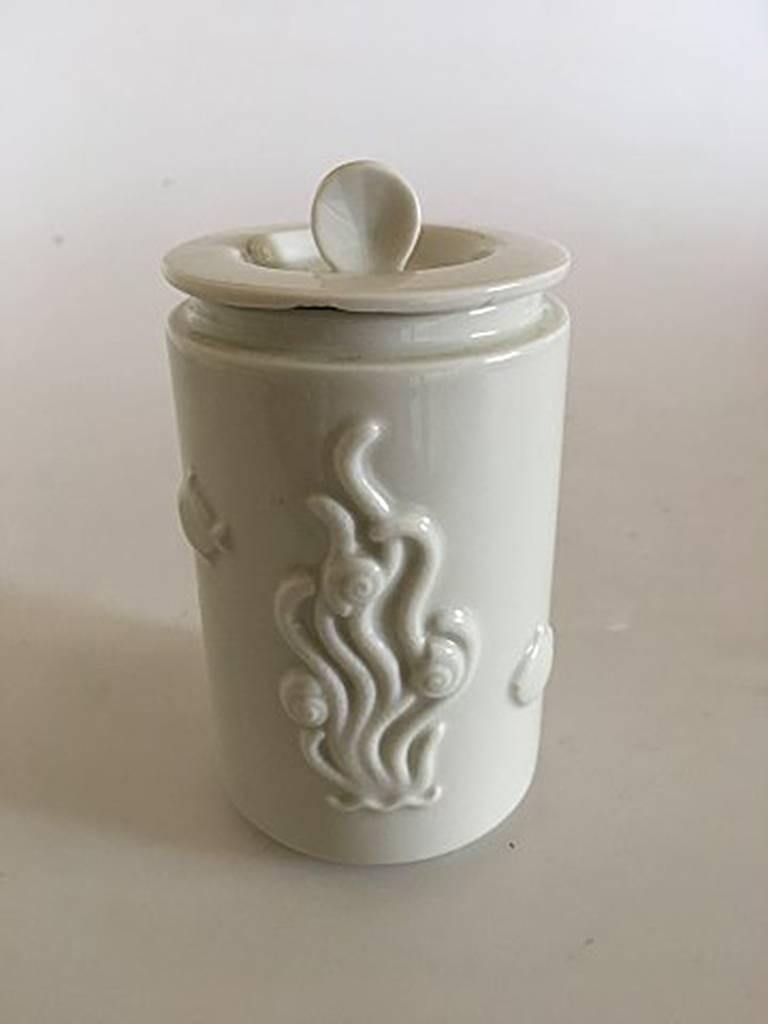 Royal Copenhagen Blanc de Chine lidded vase by Arno Malinowski #3287. Lid is chipped

Measures: 13 cm / 5 1/8 in.