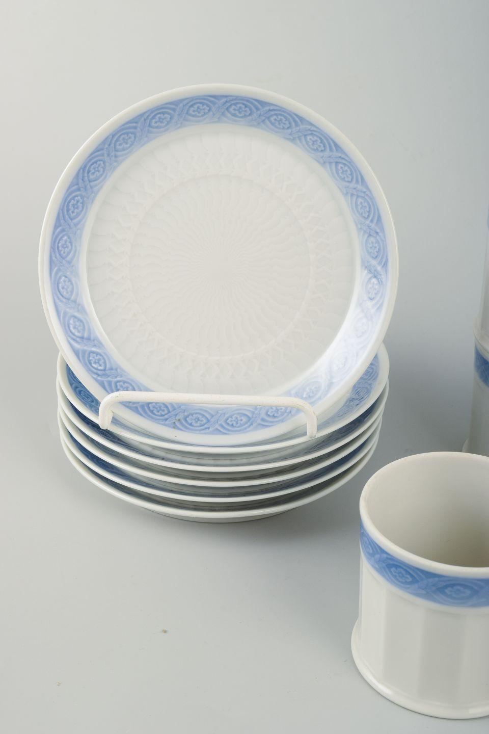 Danish Royal Copenhagen Blue Fan, six coffee cups with matching saucers. Circa 1970s. For Sale