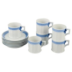 Royal Copenhagen Blue Fan, sei tazze da caffè con piattini abbinati. Circa anni '70.