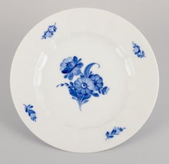 Royal Copenhagen, Blue Flower Angular, five dinner plates.