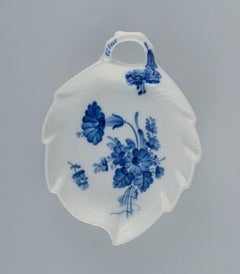 Royal Copenhagen. Blue flower braided. A pair of leaf-shaped dishes.