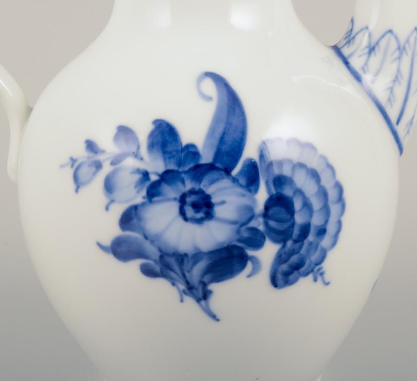Royal Copenhagen Flor azul trenzada, cafetera. Aprox. 1930 Danés en venta