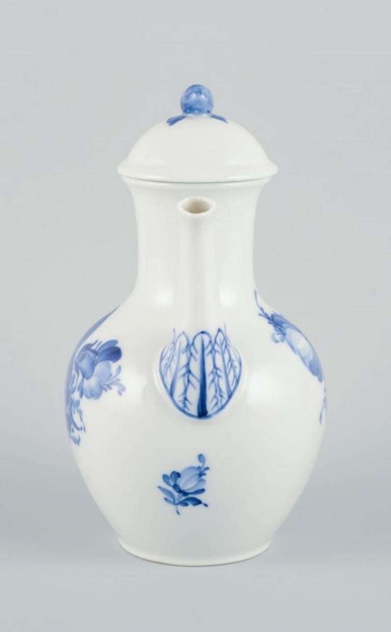 Porcelain Royal Copenhagen Blue Flower Braided, coffee pot. Approx. 1930s For Sale