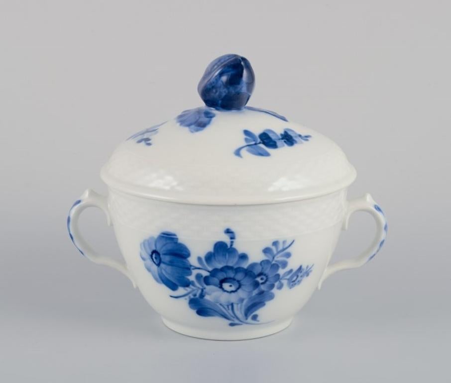 Porcelaine Royal Copenhagen Bleu fleur tressée, crémier et sucrier en vente