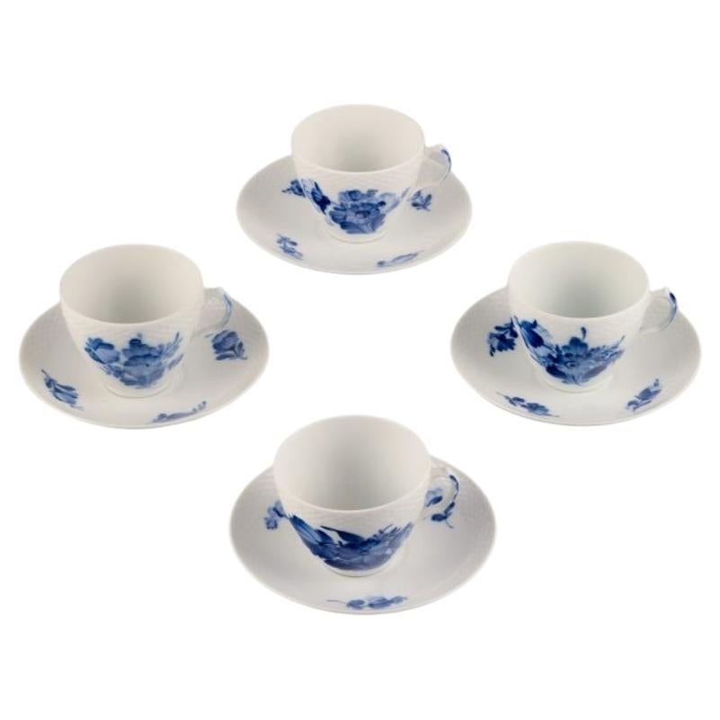 Royal Copenhagen, Blue Flower Braided, vier Kaffeetassen mit Untertassen. im Angebot