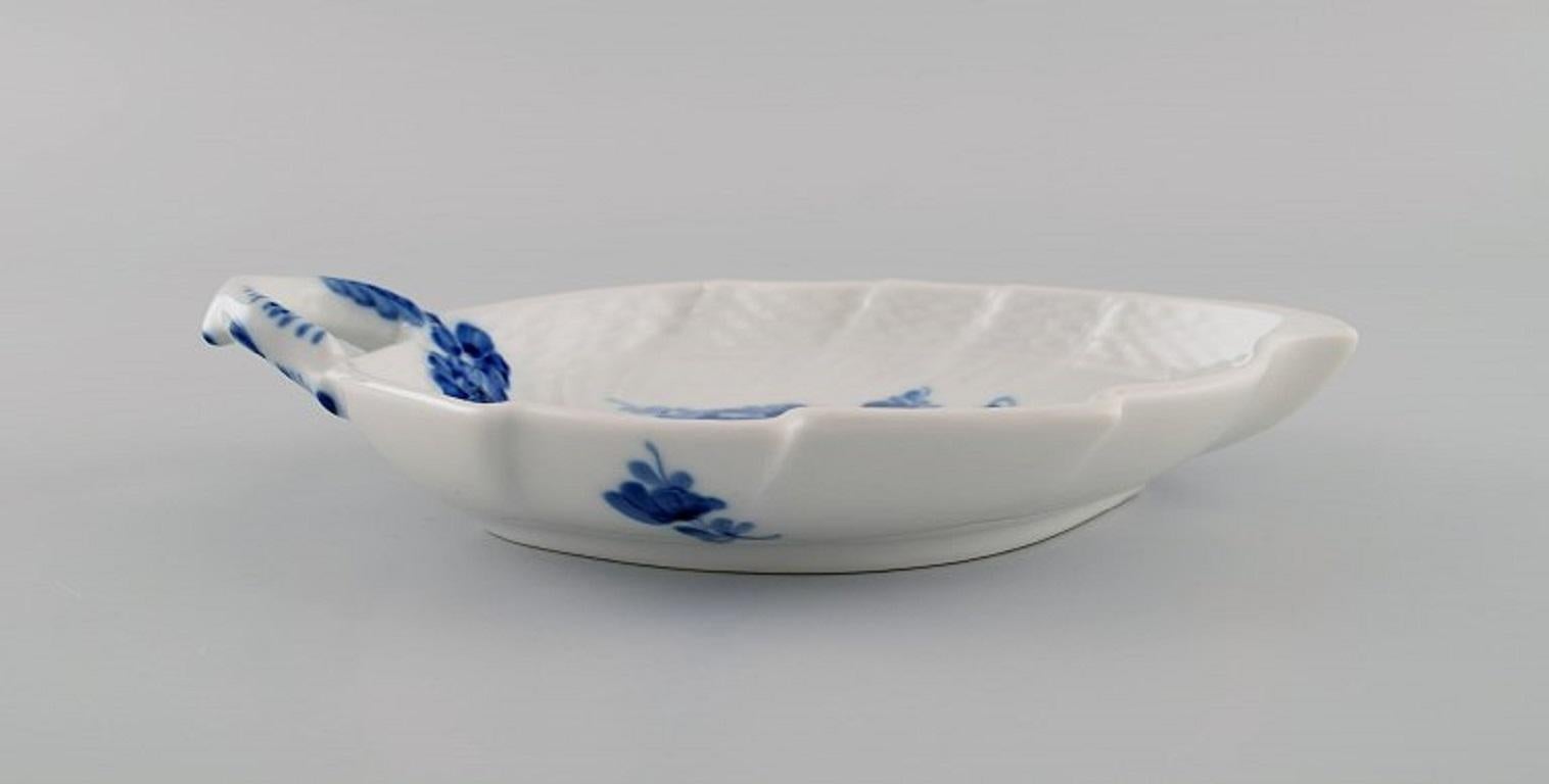 Hand-Painted Royal Copenhagen Blue Flower Braided Leaf-Shaped Bowl For Sale