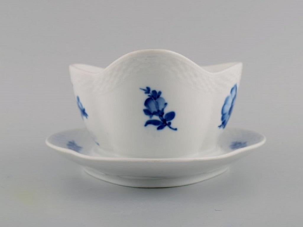 Danish Royal Copenhagen Blue Flower Braided Sauce Boat on Fixed Stand For Sale