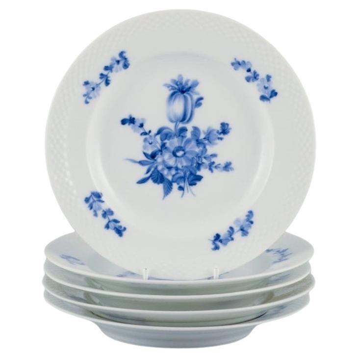 Royal Copenhagen Blaue Blume geflochten, fünfteiliges Set aus fünf kleinen Mittagessentellern.