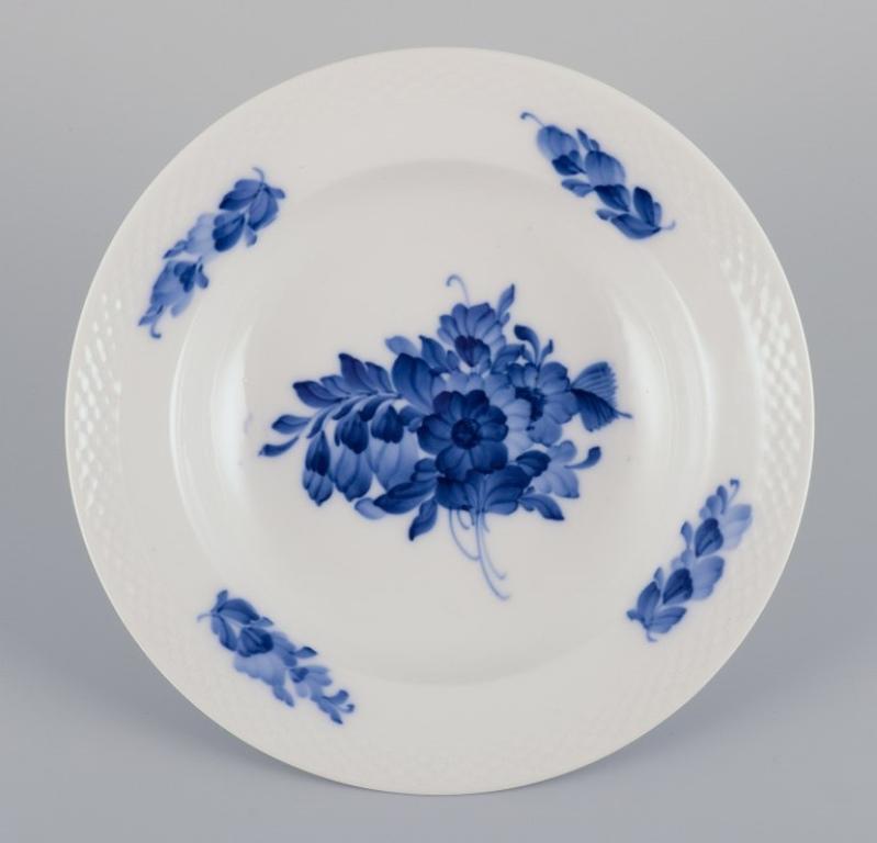 Royal Copenhagen Blaue Blume geflochten. Drei tiefe Teller. (Mitte des 20. Jahrhunderts) im Angebot