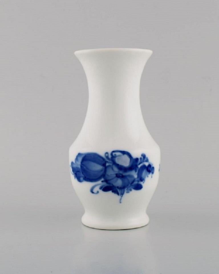 white compote vase