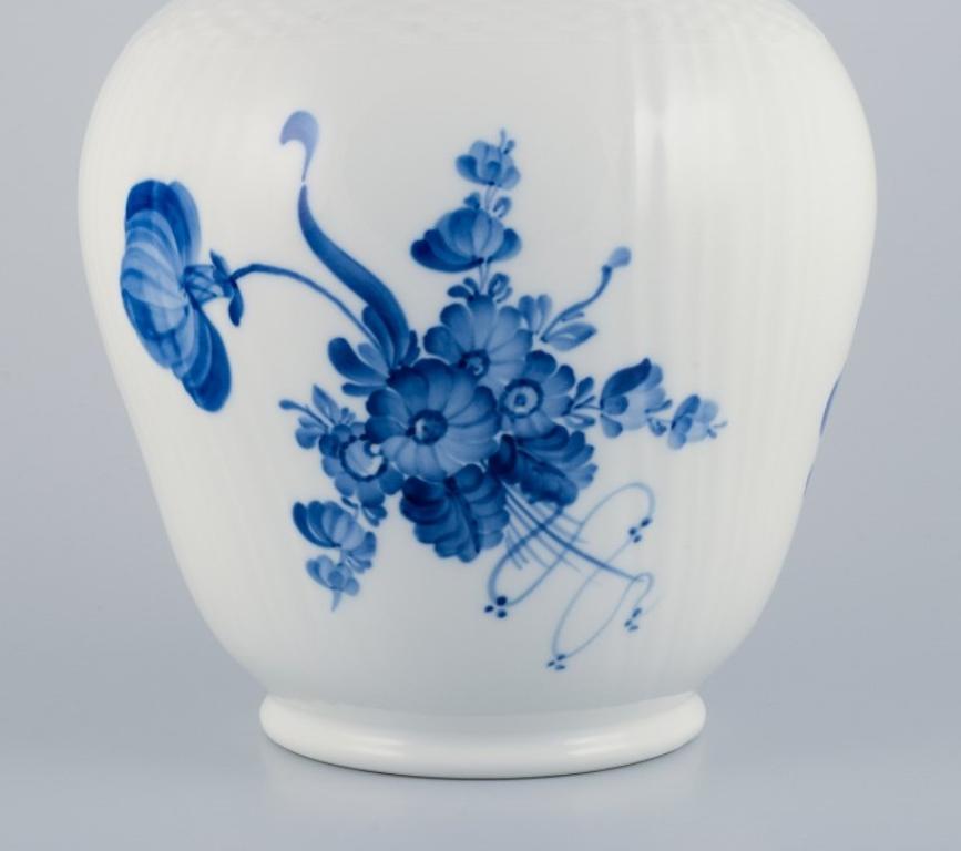 Danish Royal Copenhagen Blue Flower Curved. Large lidded jar in porcelain For Sale