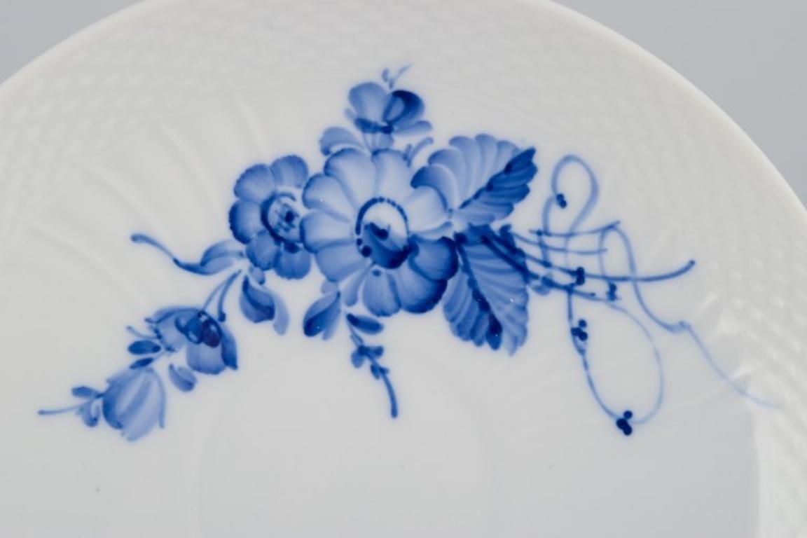 Royal Copenhagen Blue Flower curvo, sei tazze da caffè con piattini. in vendita 1