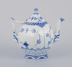 Royal Copenhagen Blue Fluted Full Lace. Large porcelain teapot.