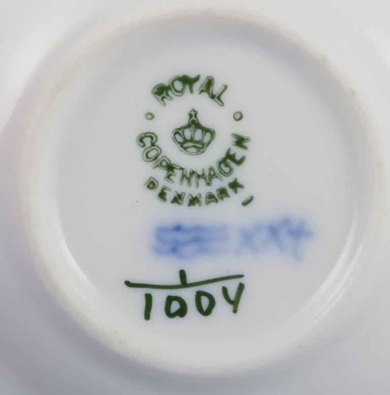 Porcellana Royal Copenhagen Blue Fluted Full Lace, sei ciotole per il caviale / panetti di burro. in vendita