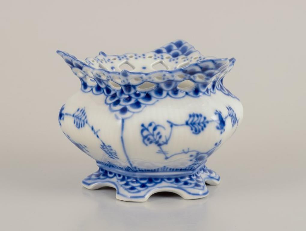 Hand-Painted Royal Copenhagen Blue Fluted Full Lace sugar bowl in porcelain. For Sale