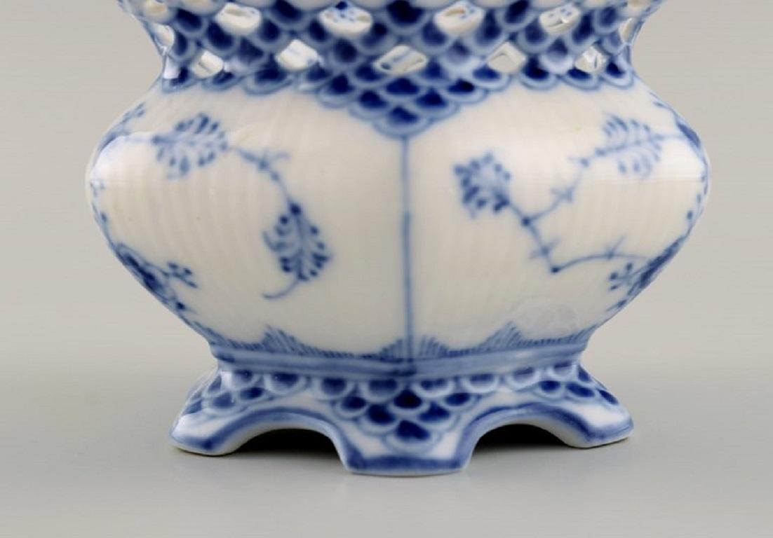 Royal Copenhagen Blue Fluted Full Lace Sugar Bowl in Porcelain 1