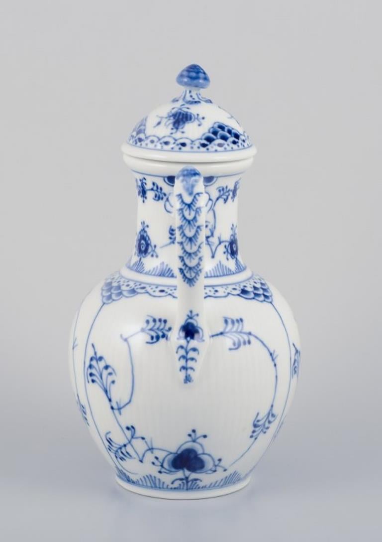 Porcelain Royal Copenhagen Blue Fluted Half Lace, coffee pot in porcelain. For Sale