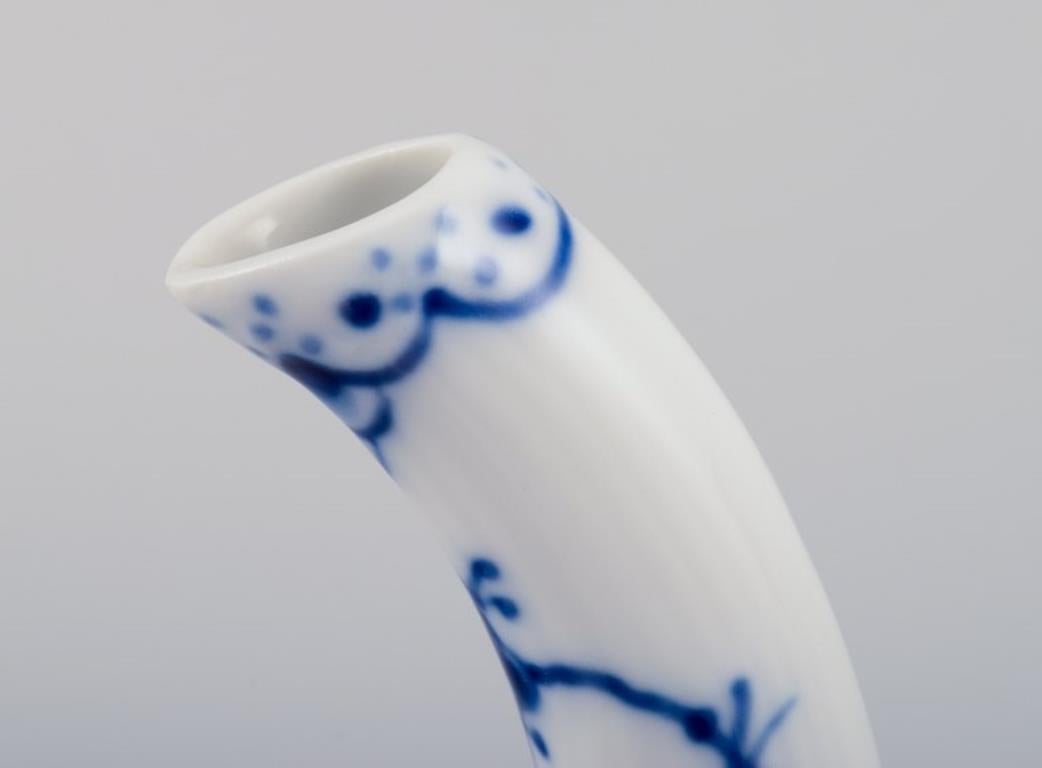 Royal Copenhagen Blue Fluted Half Lace, coffee pot in porcelain. For Sale 2