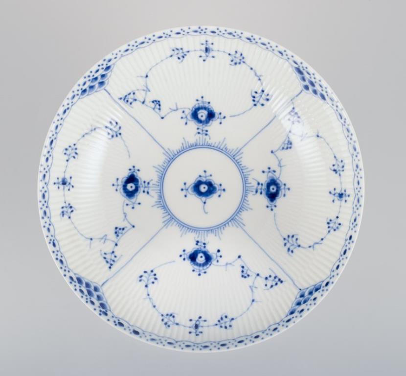 Mid-20th Century Royal Copenhagen Blue Fluted Half Lace, large centerpiece in porcelain. For Sale