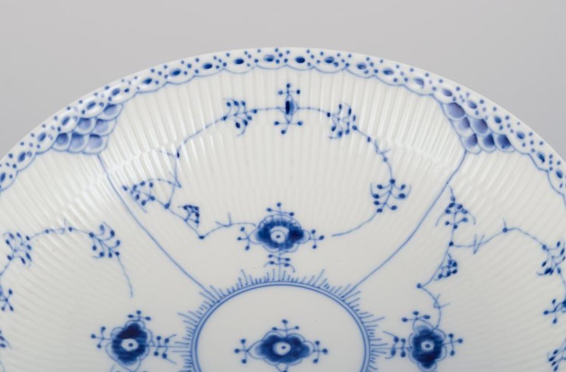 Royal Copenhagen Blue Fluted Half Lace, large centerpiece in porcelain. For Sale 1