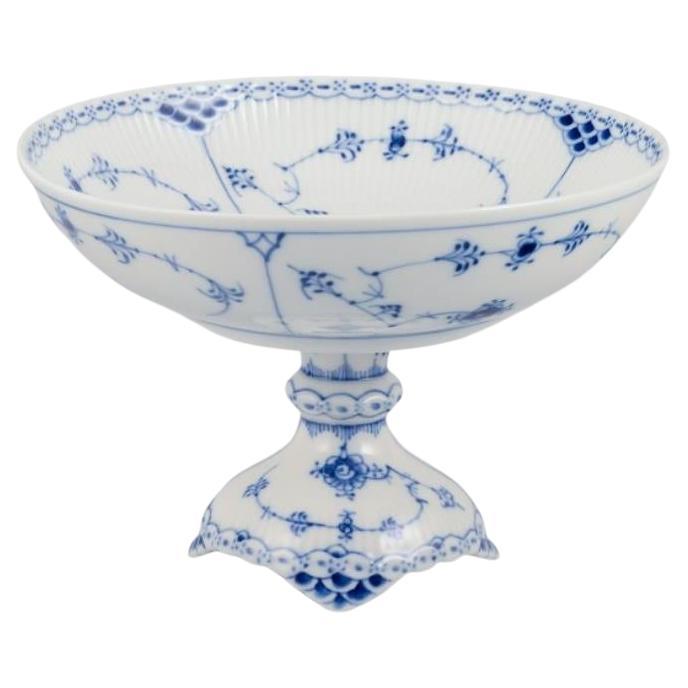Royal Copenhagen Media Puntilla Acanalada Azul, gran centro de mesa de porcelana.