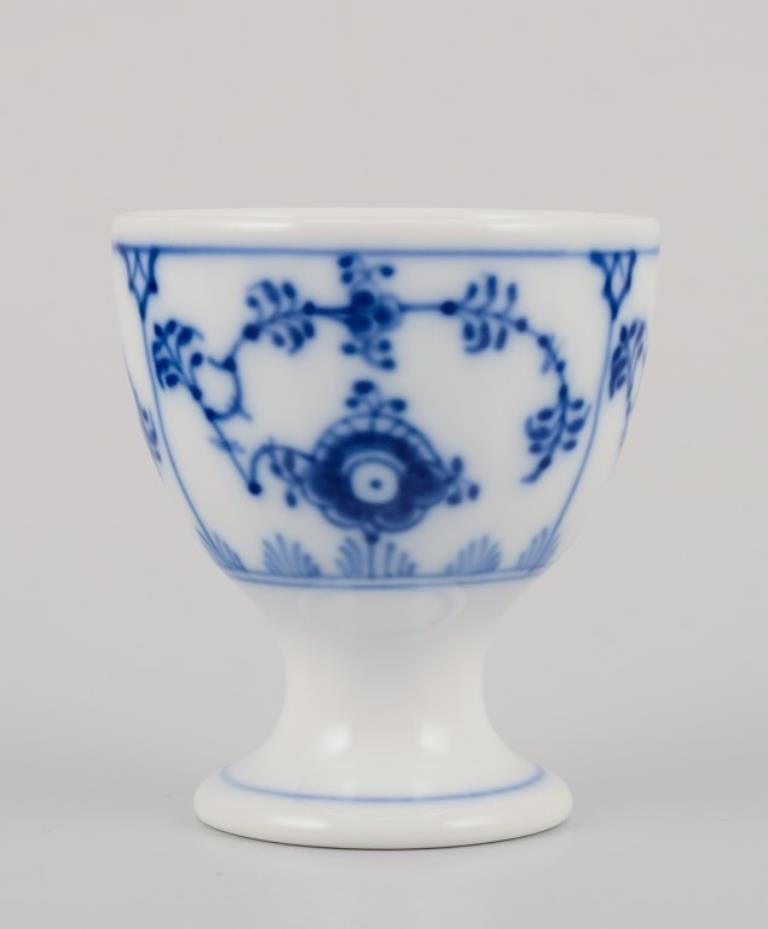 Mezzo pizzo scanalato blu di Royal Copenhagen. Sei portauovo. Primi anni del 1900. in vendita 3