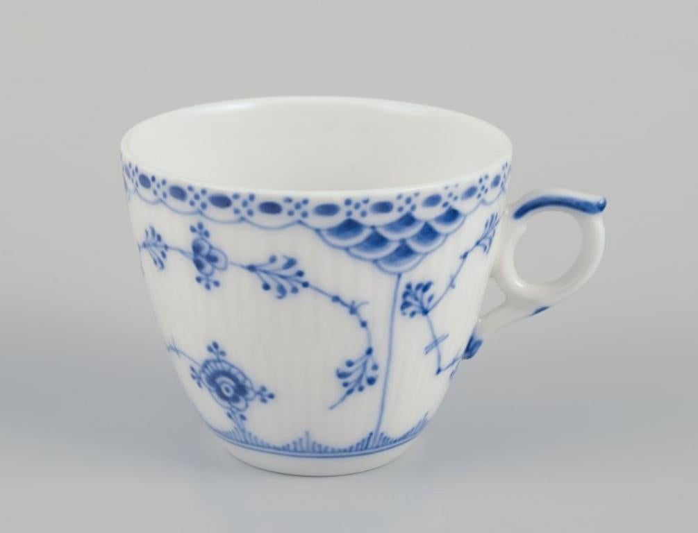 Danese Royal Copenhagen Mezzo pizzo scanalato blu, sei coppie di tazze da caffè. in vendita