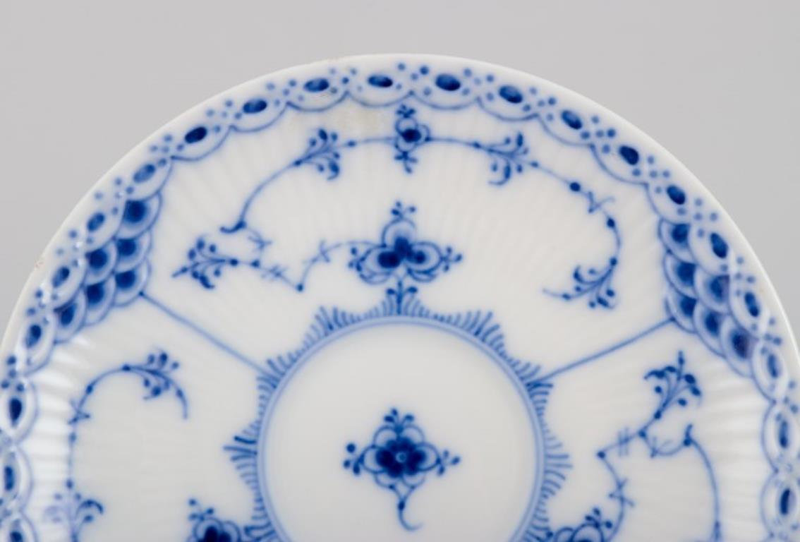 Royal Copenhagen Blau geriffelte halber Spitze. Sechs Paar Kaffeebecher mit Untertassen. im Angebot 3