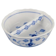 Royal Copenhagen Blue Fluted Plain. Posacenere. Numero di modello 1/1.